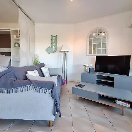 公寓 Grand Avec Coin Nuit, A Pied De Toutes Commodites Mandelieu