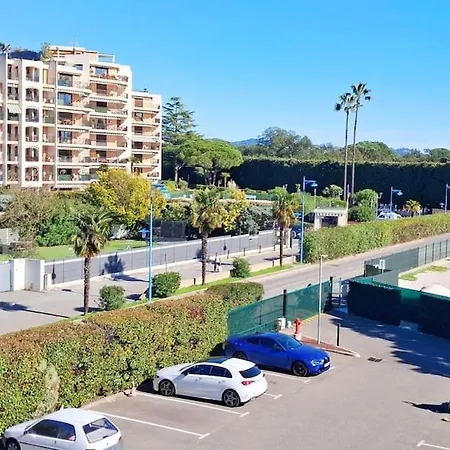 公寓 Grand Avec Coin Nuit, A Pied De Toutes Commodites